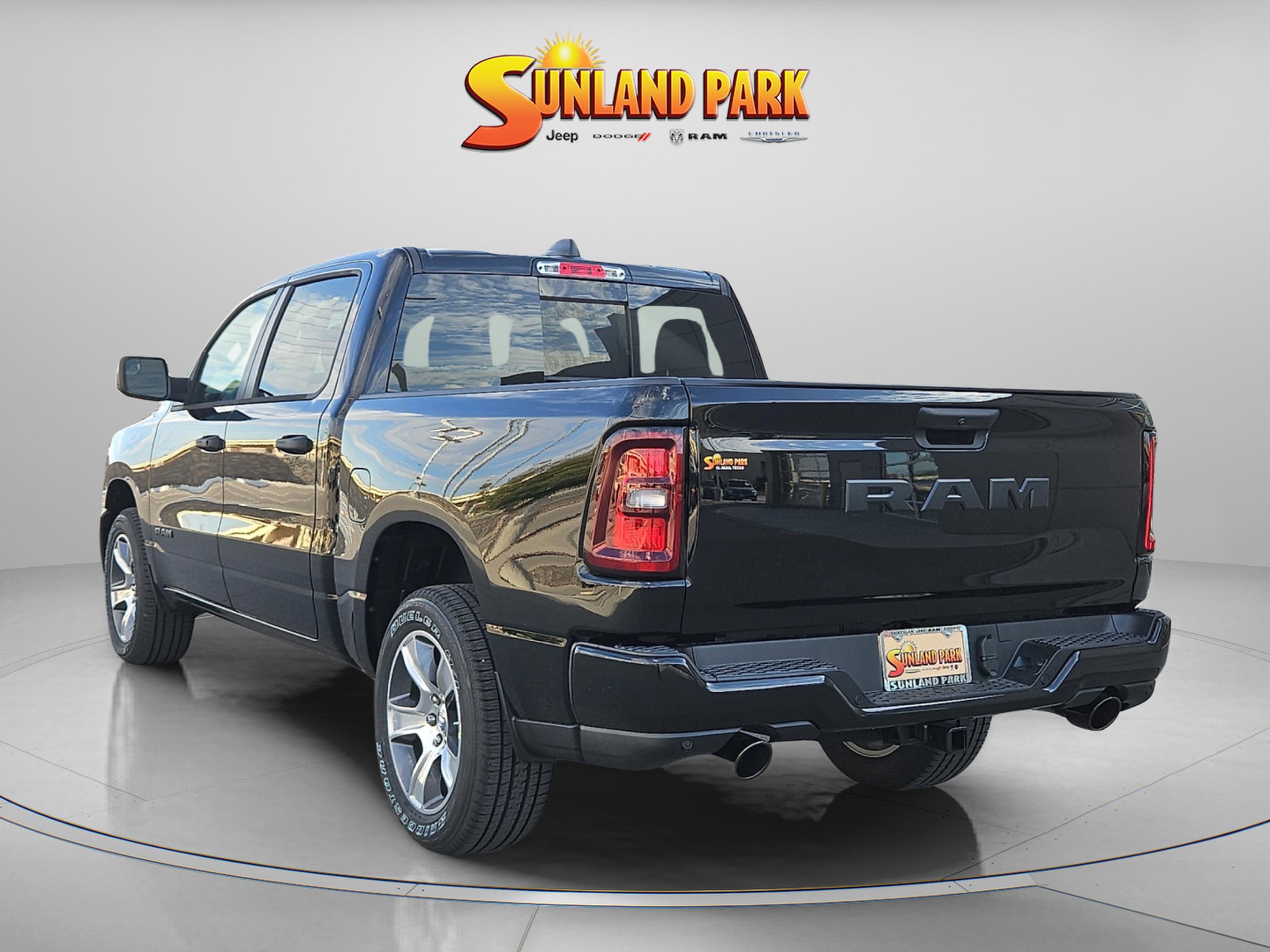 New 2026 Diamond Black Crystal Pearl-Coat Exterior Paint RAM Express image 3