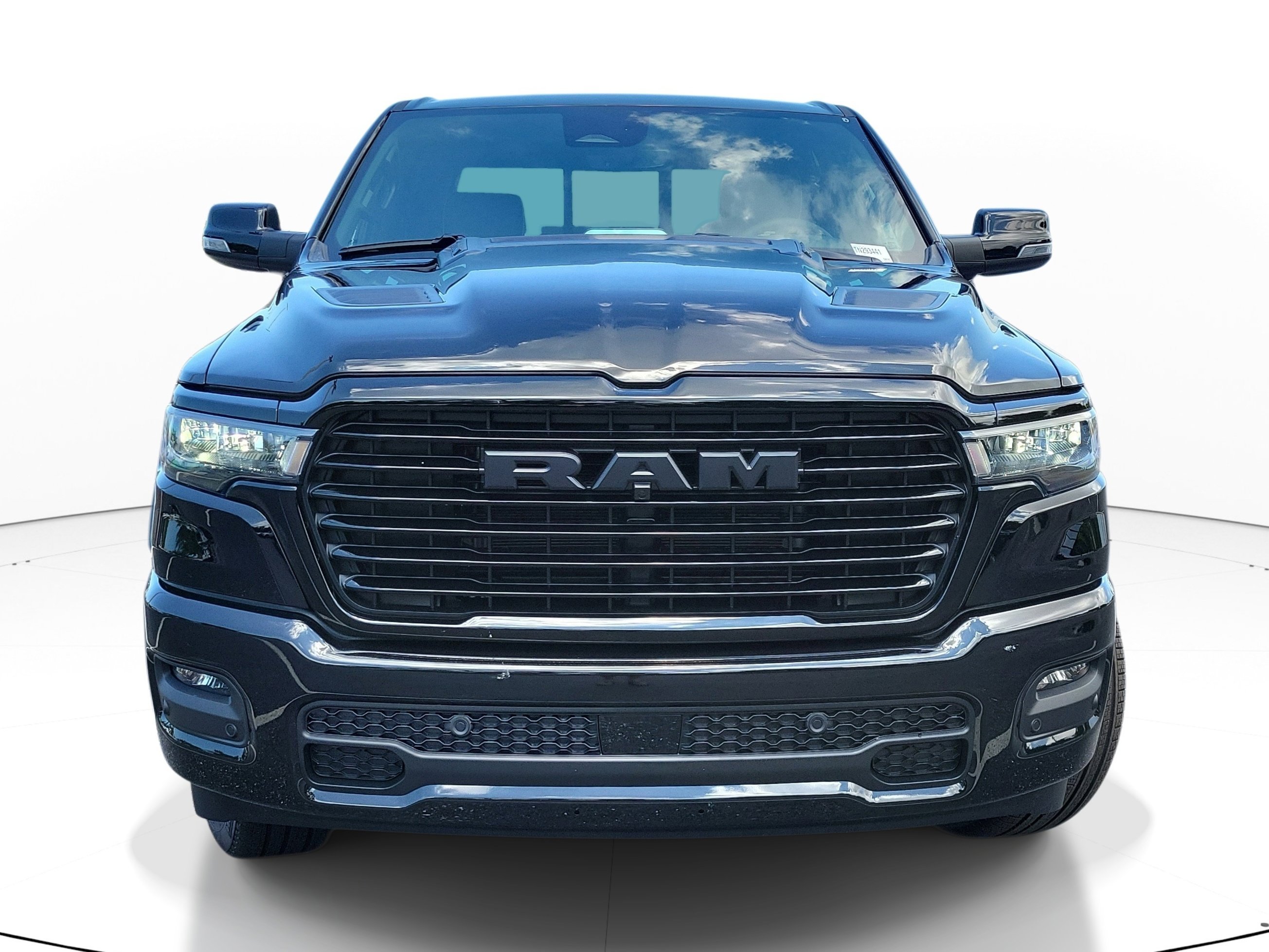 New 2026 Diamond Black Crystal Pearl-Coat Exterior Paint RAM Laramie image 2