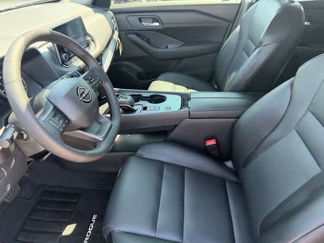 New 2026 Boulder Gray Pearl Nissan Dark Armor™ image 10