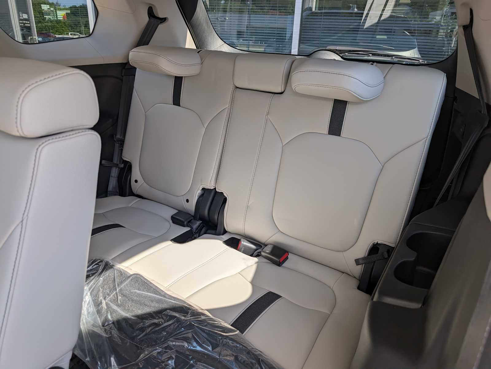 New 2026 Solar Silver Metallic Honda EX-L image 16