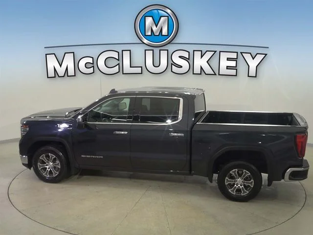 2025 GMC Sierra 1500 SLT - Photo 10