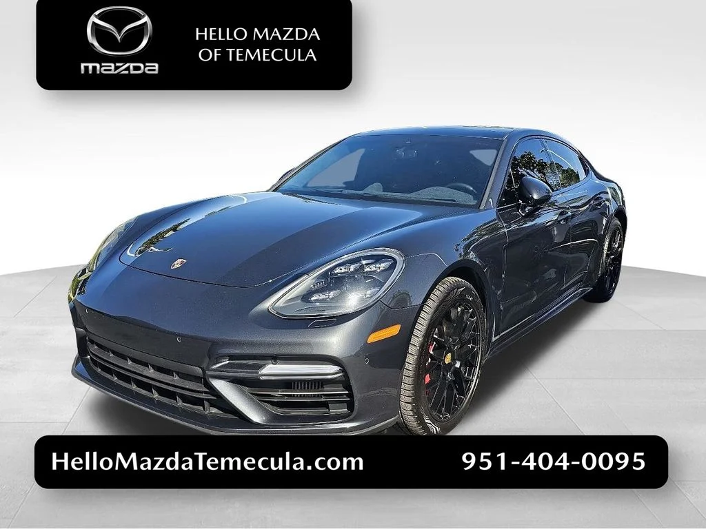 2017 Porsche Panamera Turbo's photo
