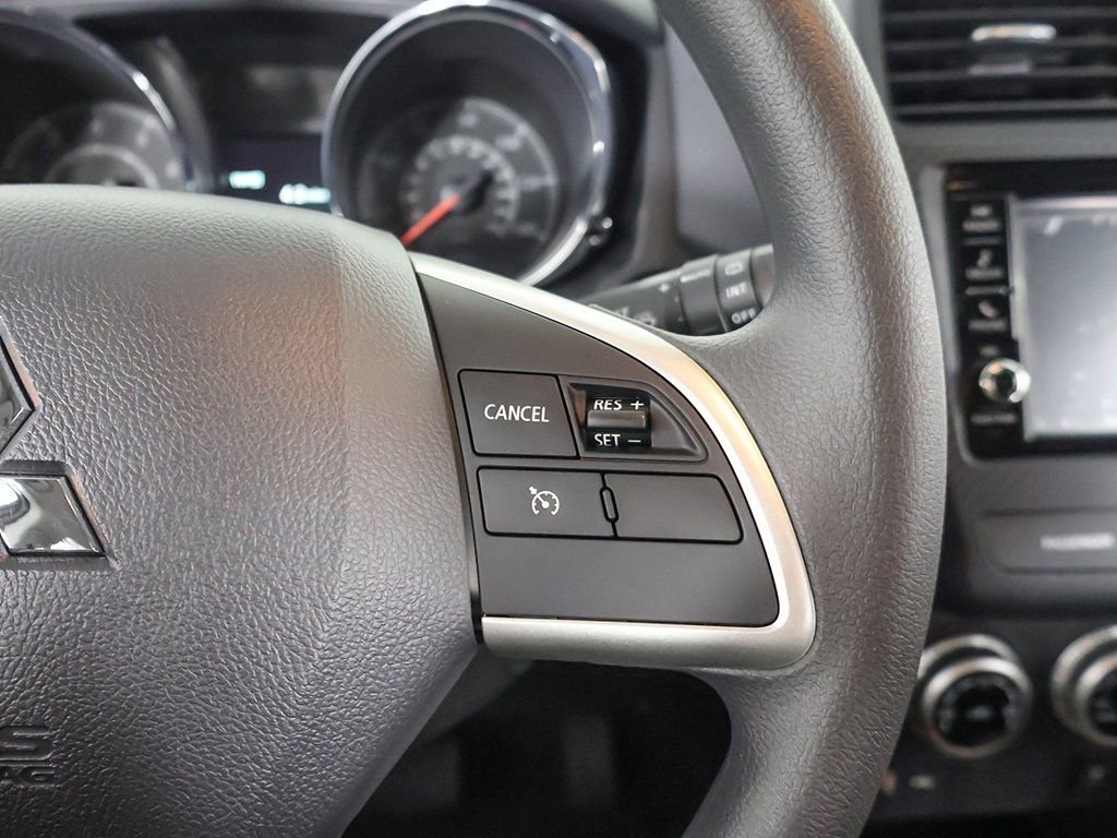 2025 Mitsubishi Outlander Sport ES - Photo 33