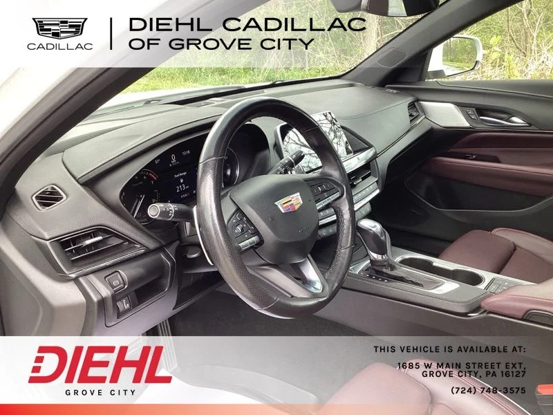 Used 2021 White Cadillac Sport image 19