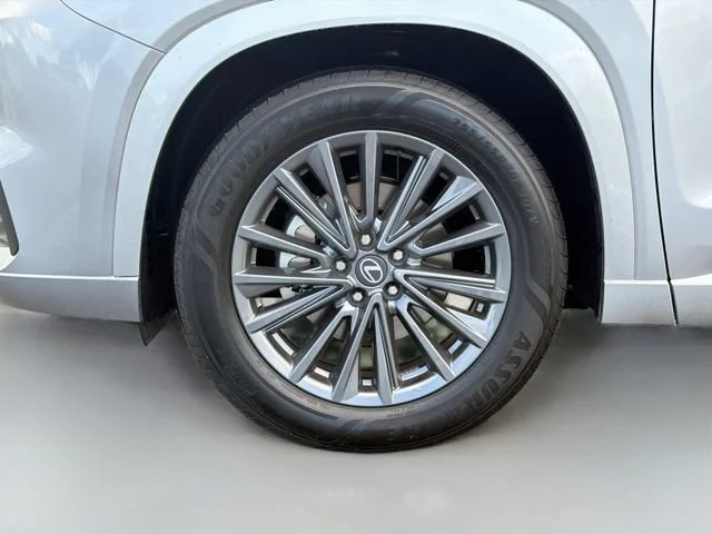 New 2026 Celestial Silver Metallic Lexus  image 41