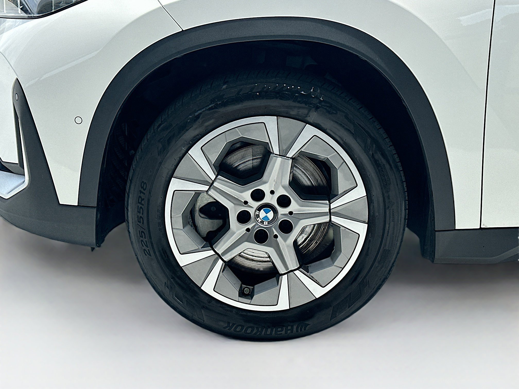 Used 2023 Alpine White BMW xDrive28i image 29