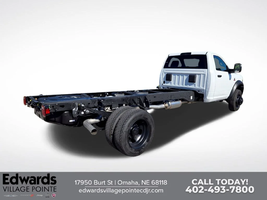 New 2027 White Ram Tradesman image 3