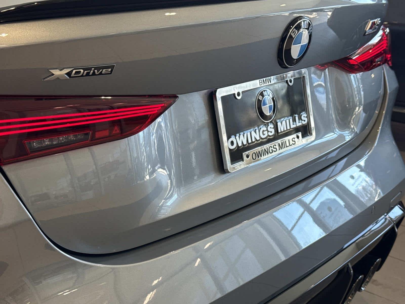 New 2026 Skyscraper Grey Metallic BMW Competition xDrive image 11