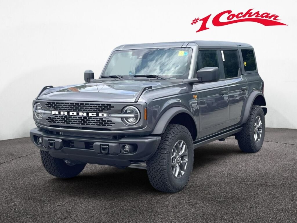 New 2025 Carbonized Gray Metallic Ford Badlands image 11