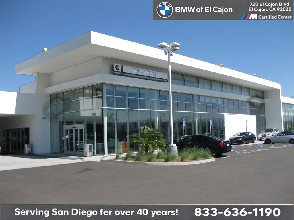 Used 2023 Blue BMW 330i image 14
