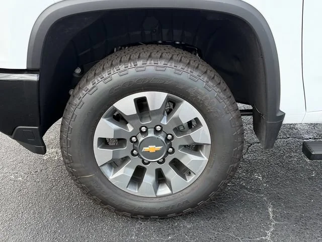 New 2026 Summit White Chevrolet Custom image 14