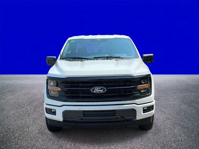New 2026 Oxford White Ford XLT image 8