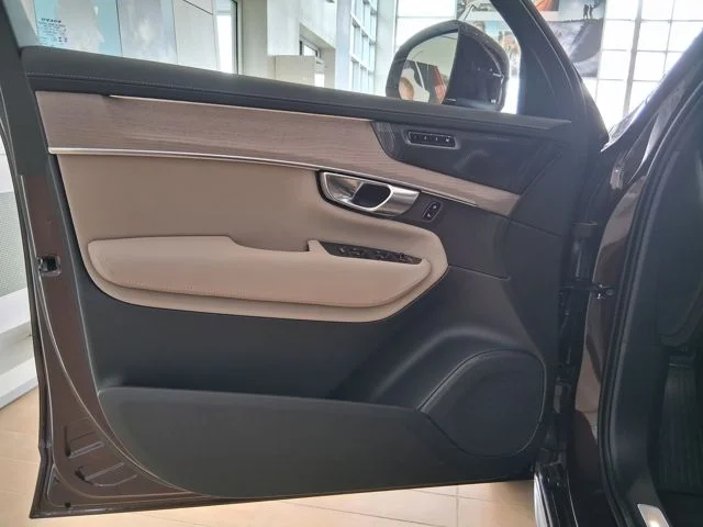 New 2026 Mulberry Red Volvo Plus image 13