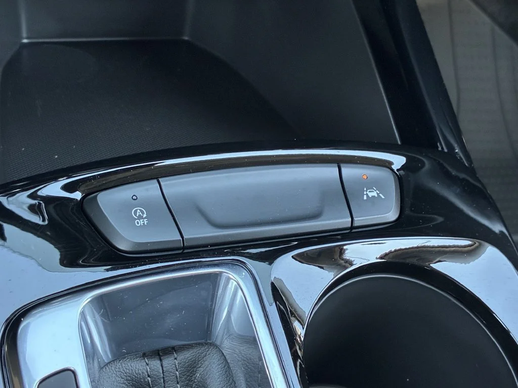 New 2026 Summit White Chevrolet LT image 23