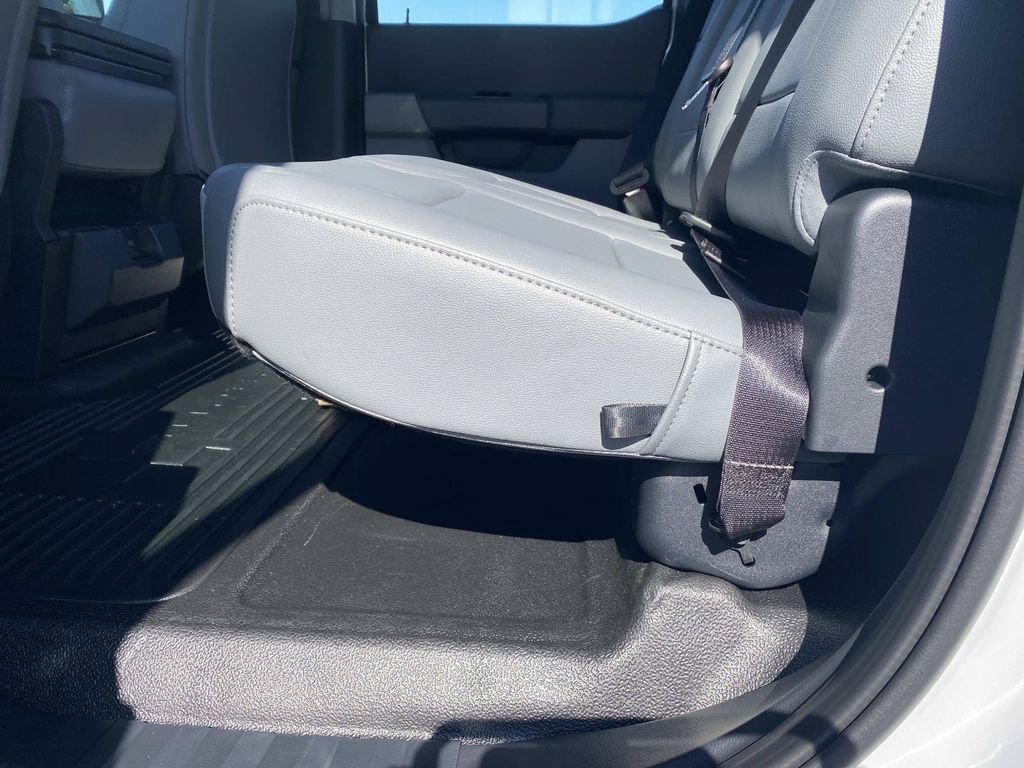 New 2026 White Ford F350 4X4 CRW CC image 9