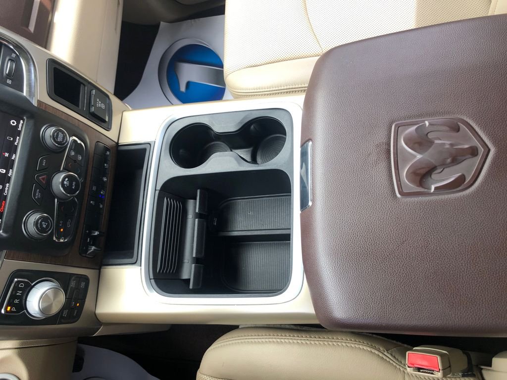 Used 2018 Black Ram Laramie image 11