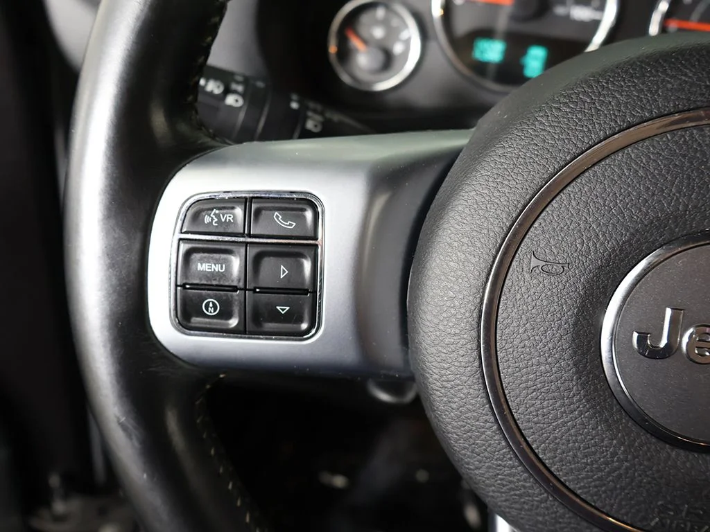 Used 2018 Granite Crystal Metallic Clearcoat Jeep Unlimited Sport image 28