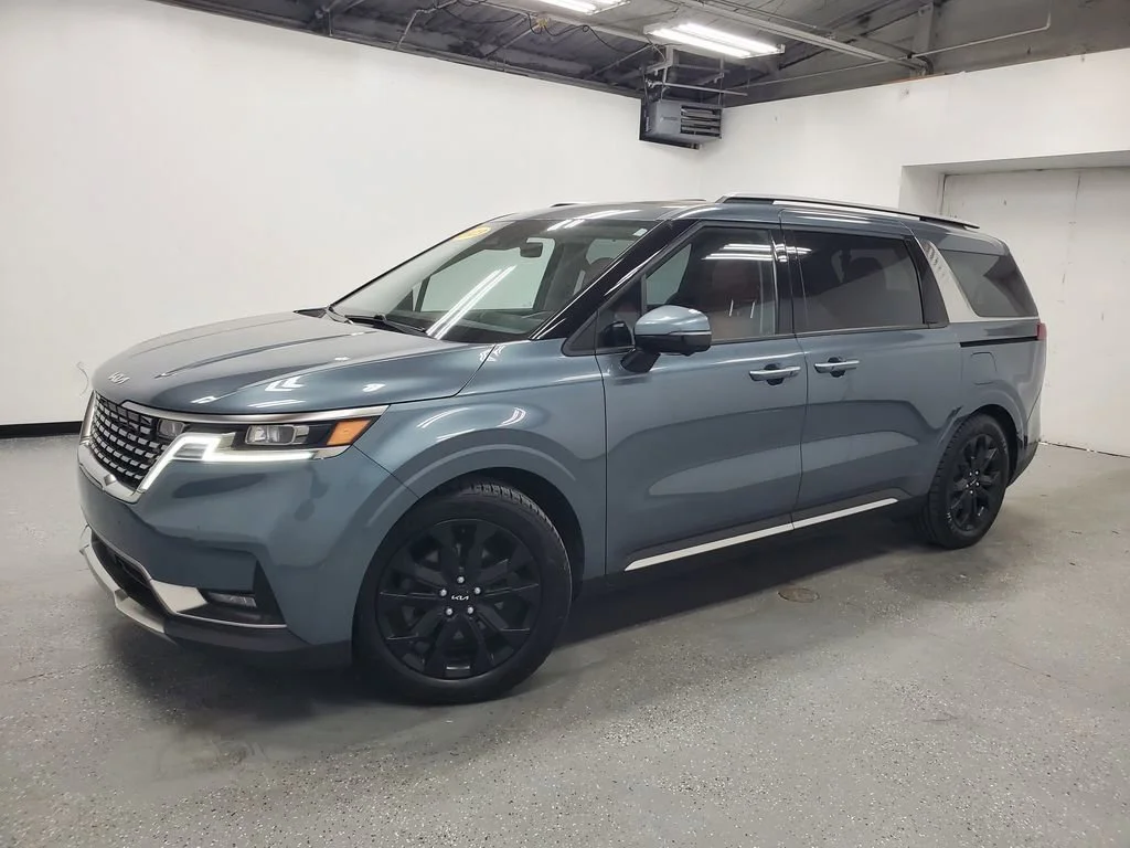 2023 Kia Sedona SX Prestige's photo