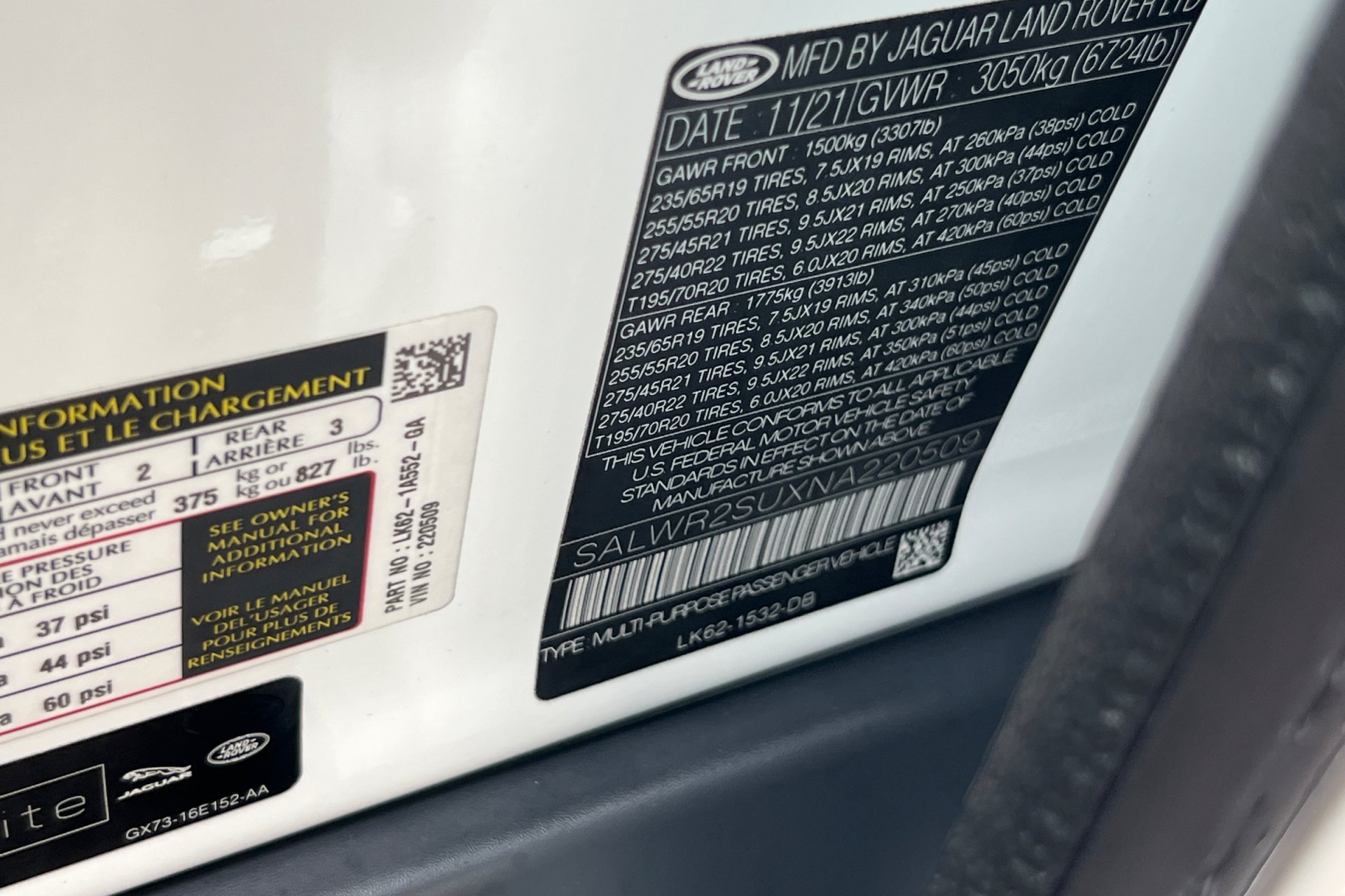 Used 2022 Fuji White Land Rover HSE Silver Edition image 29