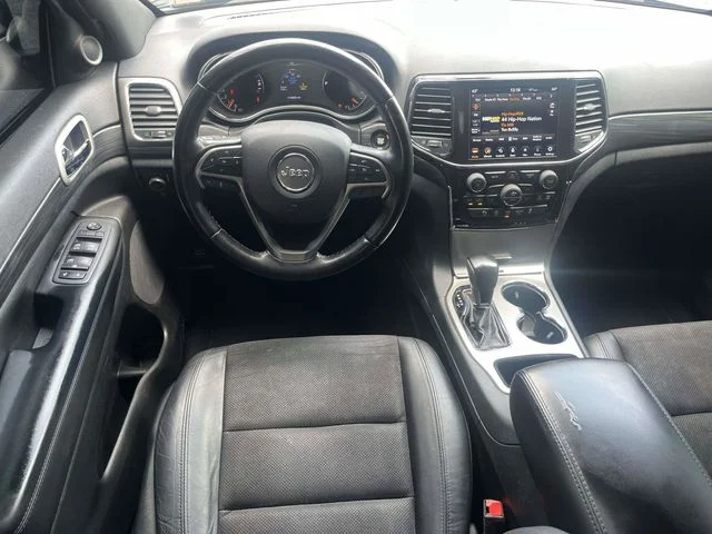 Certified Used 2022 Black Jeep Laredo X image 17