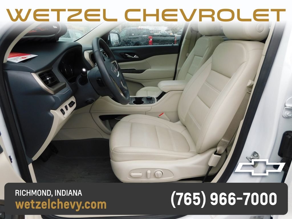 Used 2023 White GMC Denali image 13