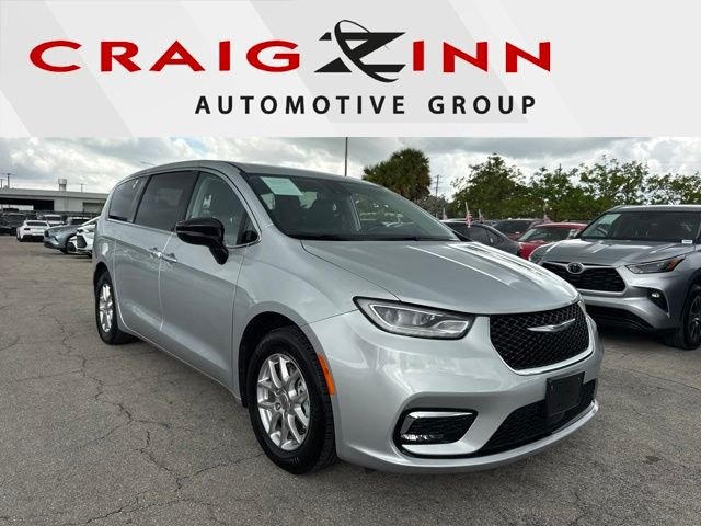 Used 2024 Silver Chrysler Touring L image 1