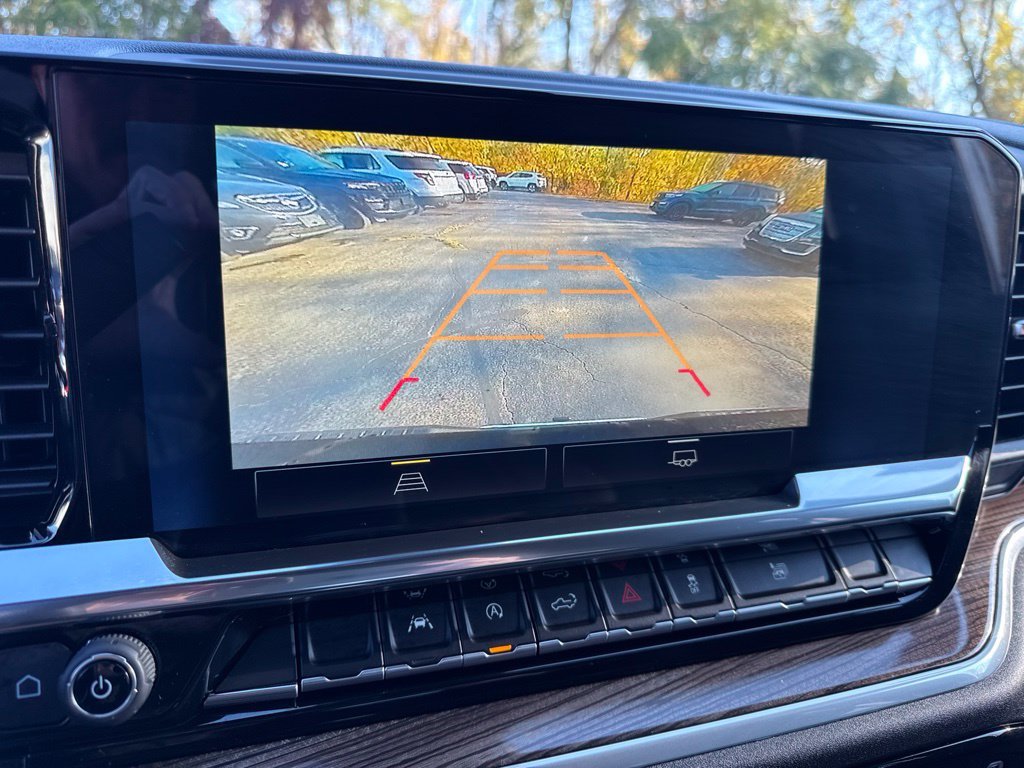 Used 2025 Black Chevrolet LT image 31