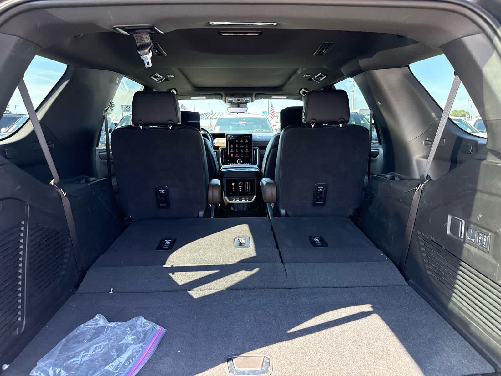 Used 2025 Sterling Metallic GMC Denali Ultimate image 11