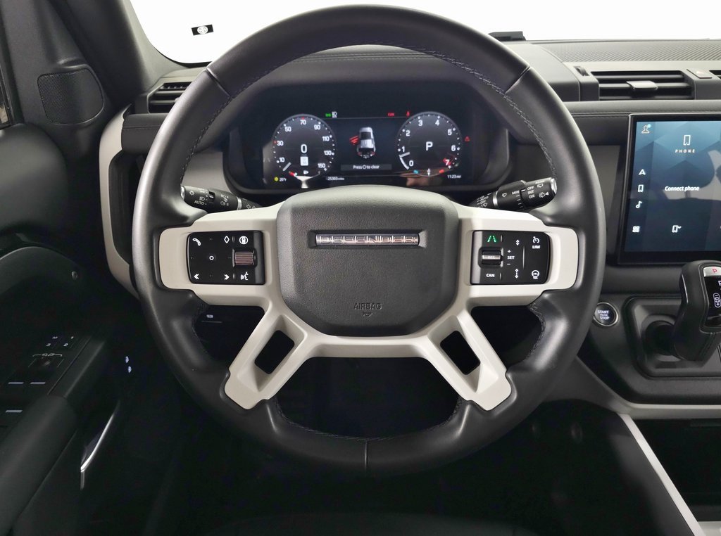 2025 LAND ROVER DEFENDER - Image 19