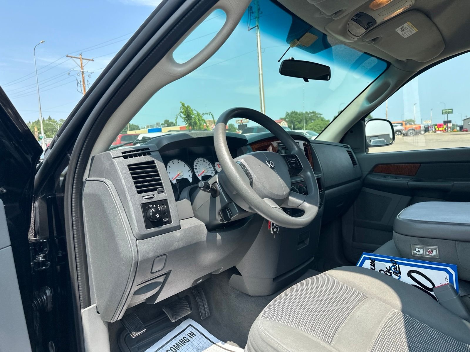 Used 2006 Black Dodge SLT image 14