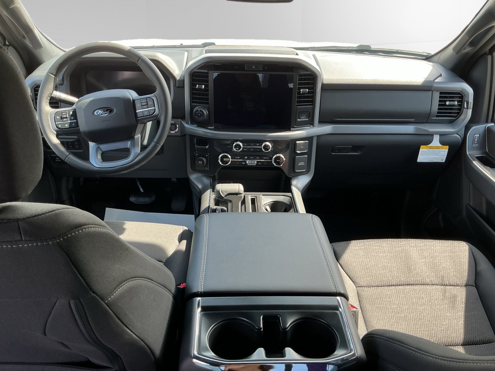 New 2026 Oxford White Ford XLT image 10