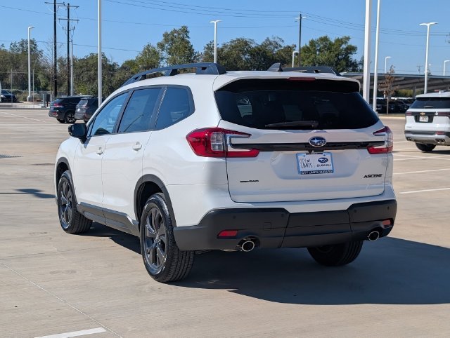 New 2027 CRYSTAL WHITE PEARL Subaru Premium 7-Passenger image 4