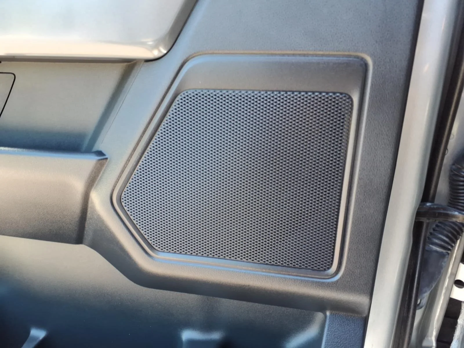 Used 2024 Iconic Silver Metallic Ford XLT image 5