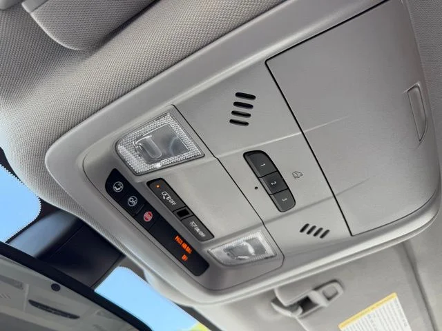 Used 2019 Beige Chevrolet Premier image 24