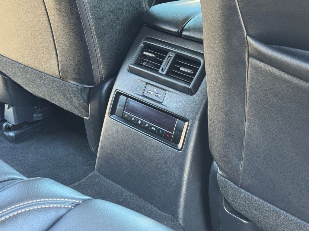 Used 2025 Jet Black Mazda 3.3 Turbo Select image 23