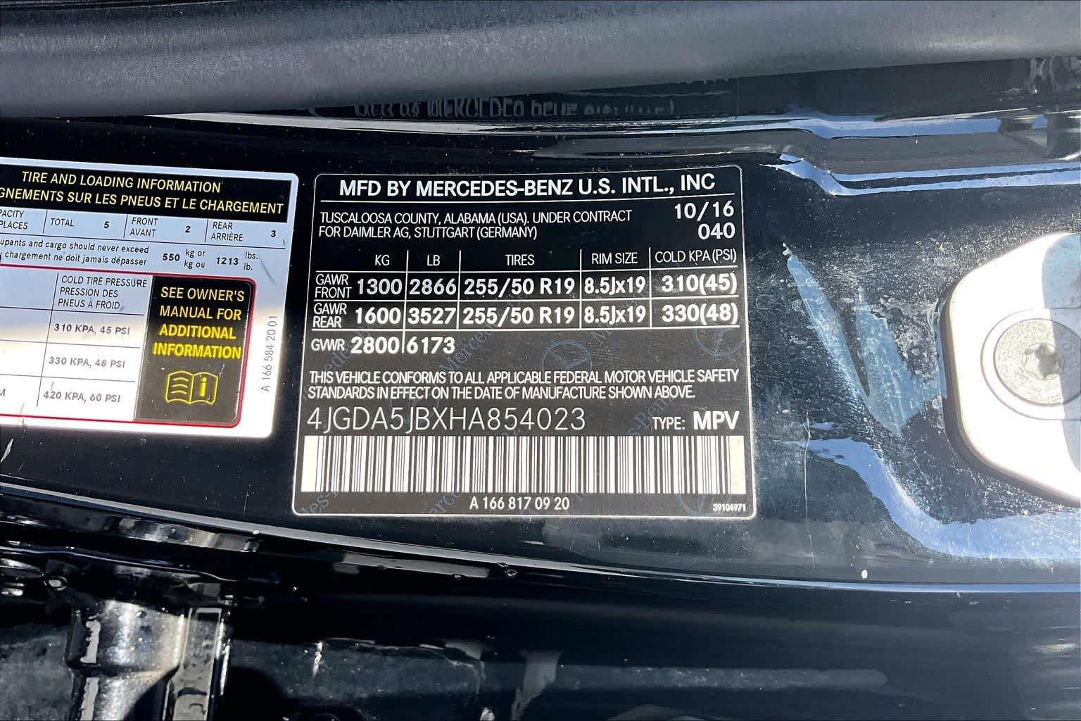 Used 2017 Black Mercedes-Benz GLE 350 image 31