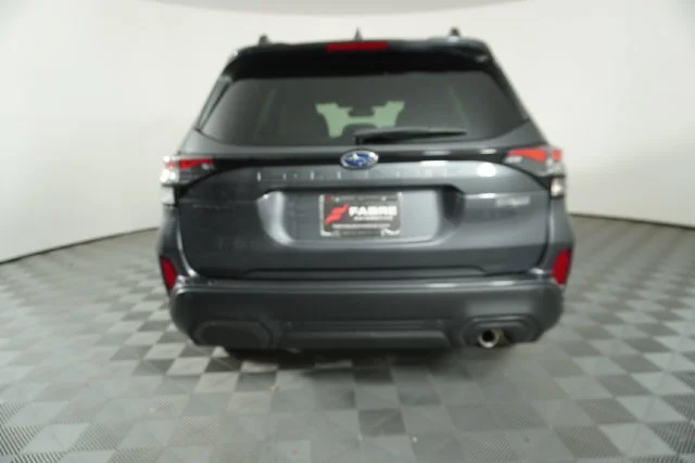 New 2026 MAGNETITE GRAY METALLIC Subaru Limited Hybrid image 6