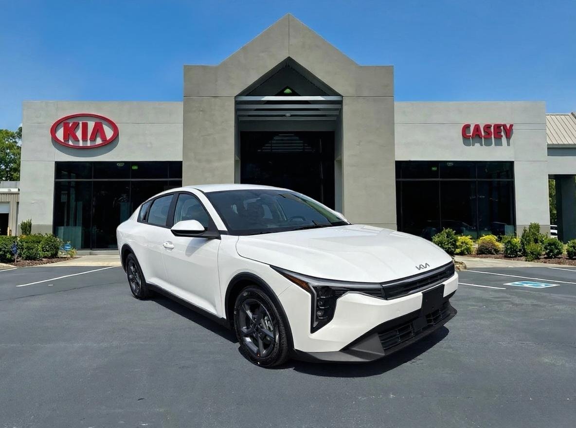2026 Kia K4 LXS