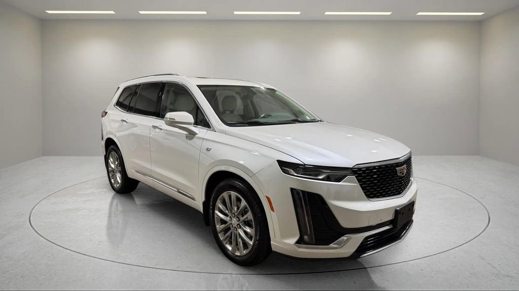 2023 Cadillac XT6 Premium Luxury