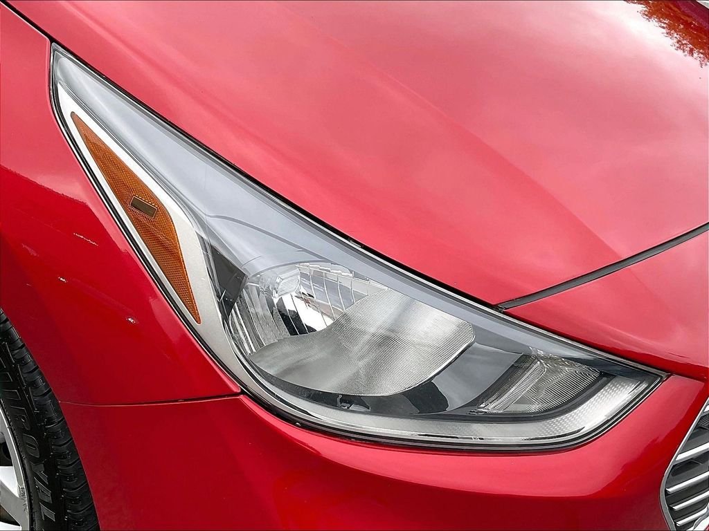 Used 2019 Pomegranate Red Metallic Hyundai SE image 31