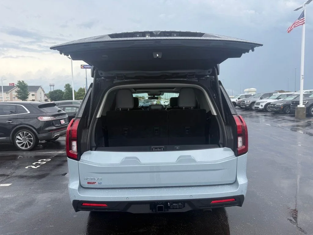 New 2026 Glacier Gray Metallic Tri-Coat Ford Active image 50