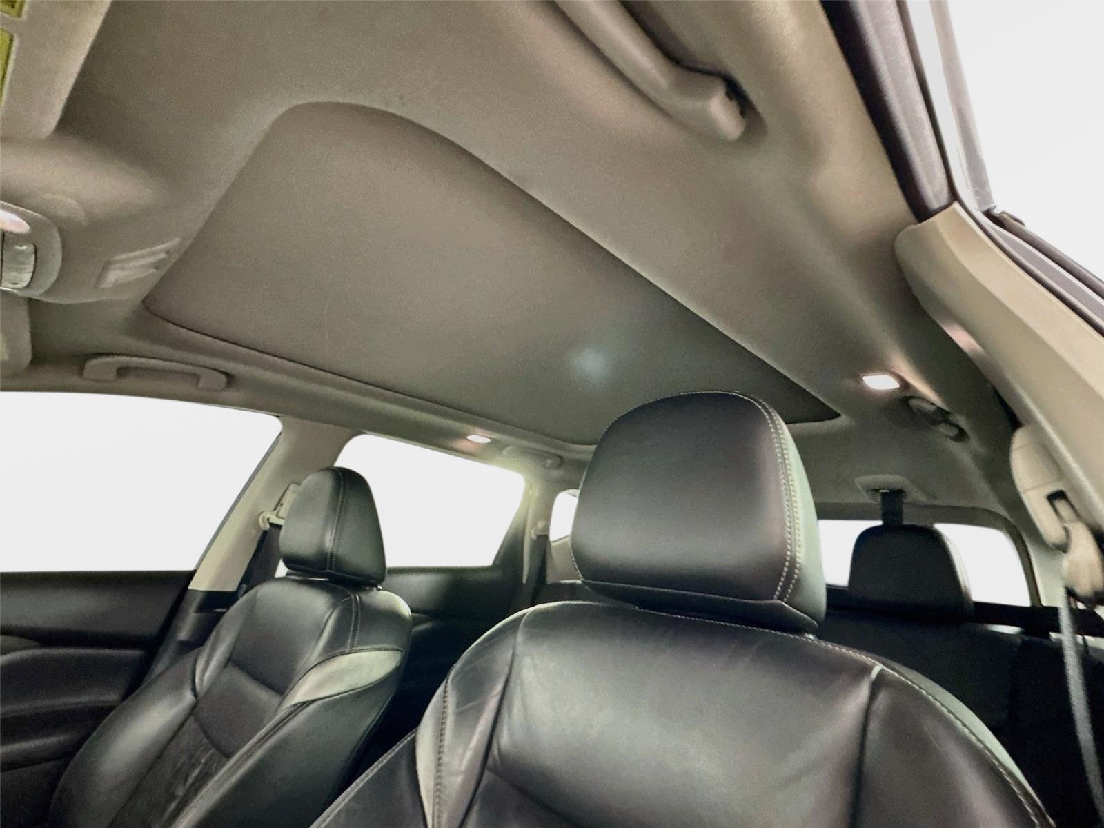Used 2023 Boulder Gray Pearl Nissan Platinum image 14