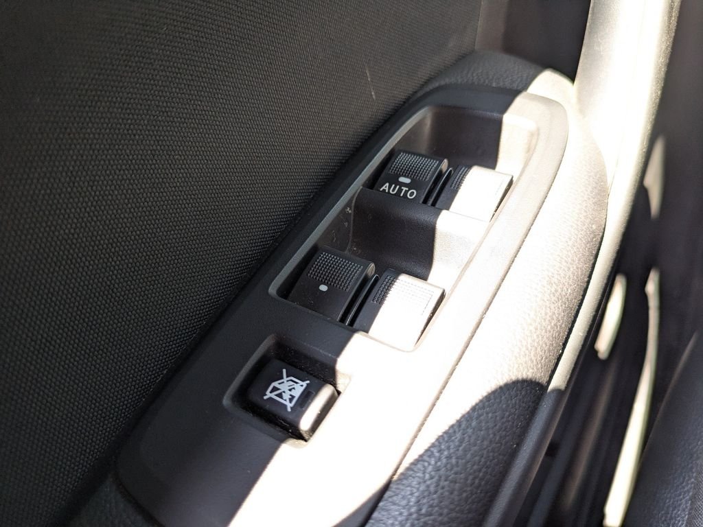 Used 2023 Gray Ford XLT image 26