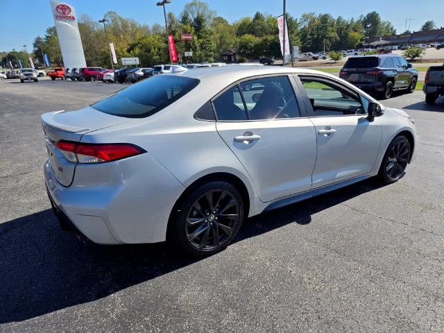 Used 2024 Silver Toyota SE image 9