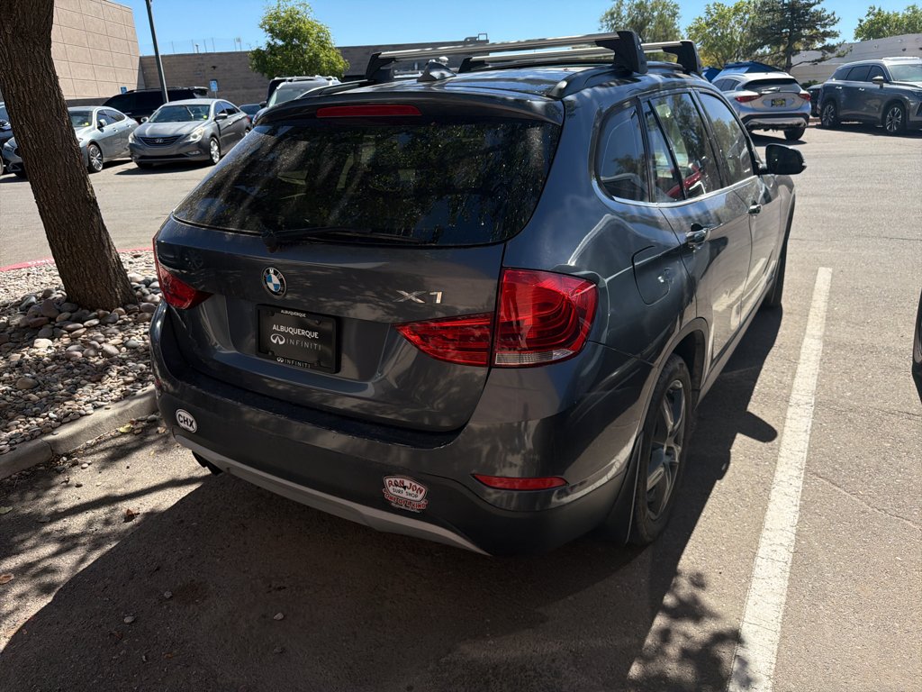 Used 2014  BMW xDrive28i image 4