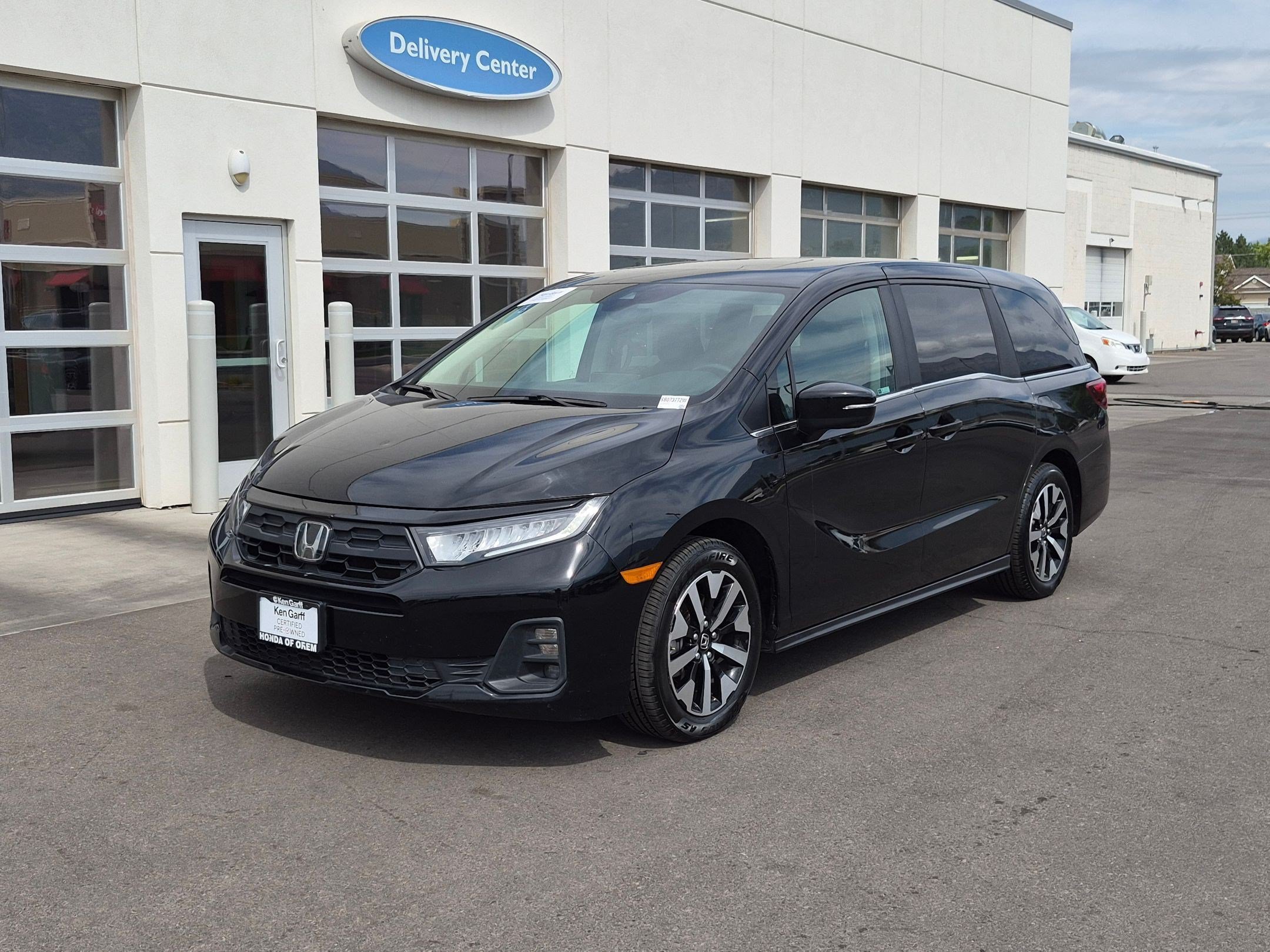 Used 2025 Black Honda EX-L image 8