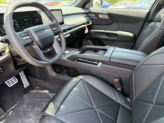 New 2027 Gray Kia SX image 16