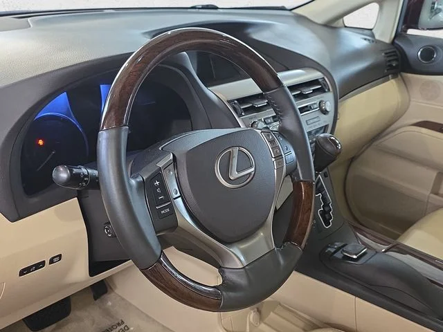 Used 2015 Mica Lexus 350 image 16