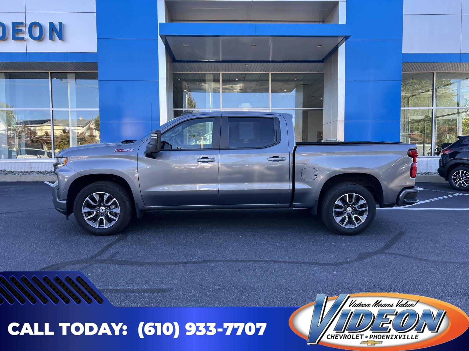 Used 2021 SATIN STEEL METALLIC Chevrolet RST image 1