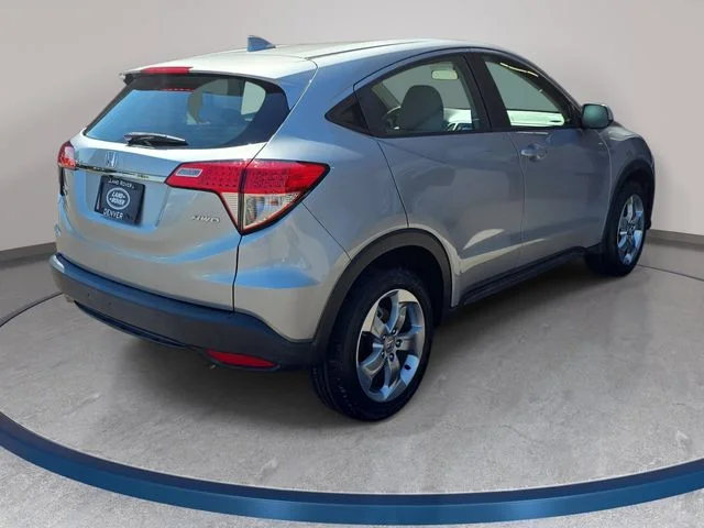 Used 2019 Silver Honda LX image 6